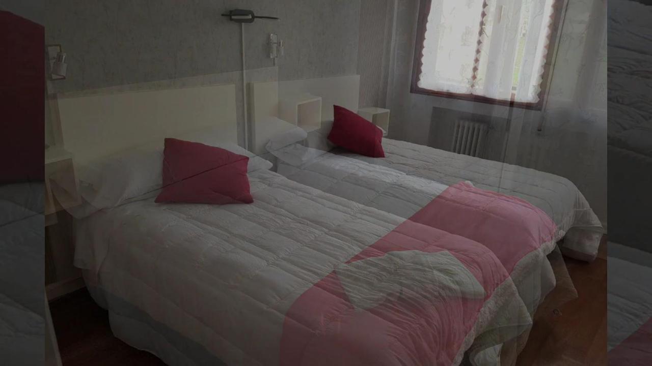 Apartamentos Halcon Ribadeo Exterior foto